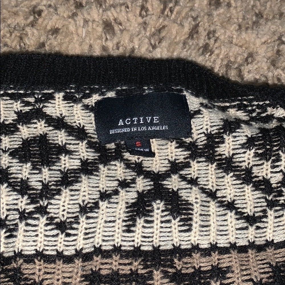 Cardigan - Picture 2 of 2